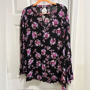 Women’s lane Bryant top size 26